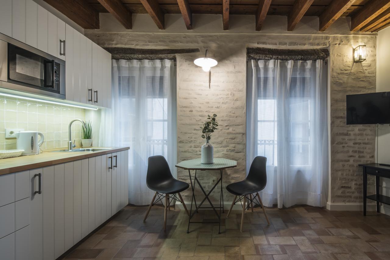 Santa Maria Apartments Sevilla Eksteriør billede