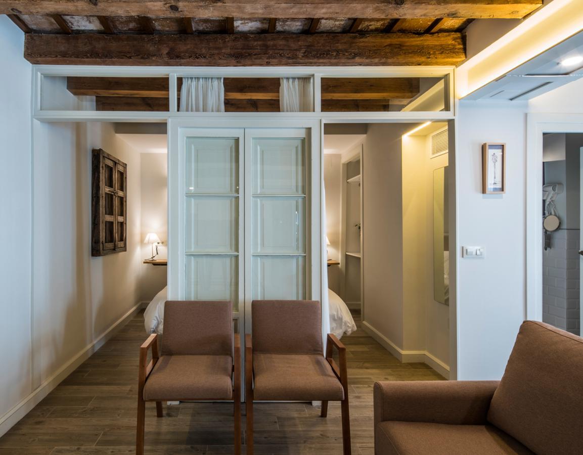 Santa Maria Apartments Sevilla Eksteriør billede