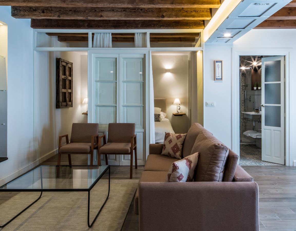 Santa Maria Apartments Sevilla Eksteriør billede