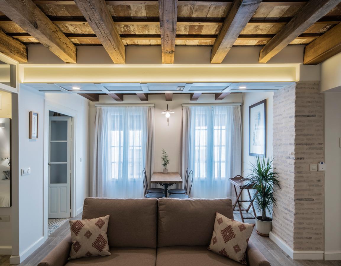 Santa Maria Apartments Sevilla Eksteriør billede