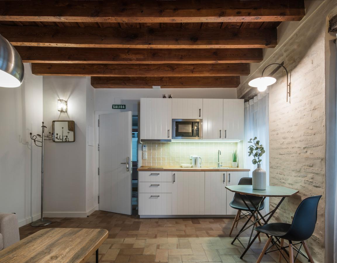 Santa Maria Apartments Sevilla Eksteriør billede