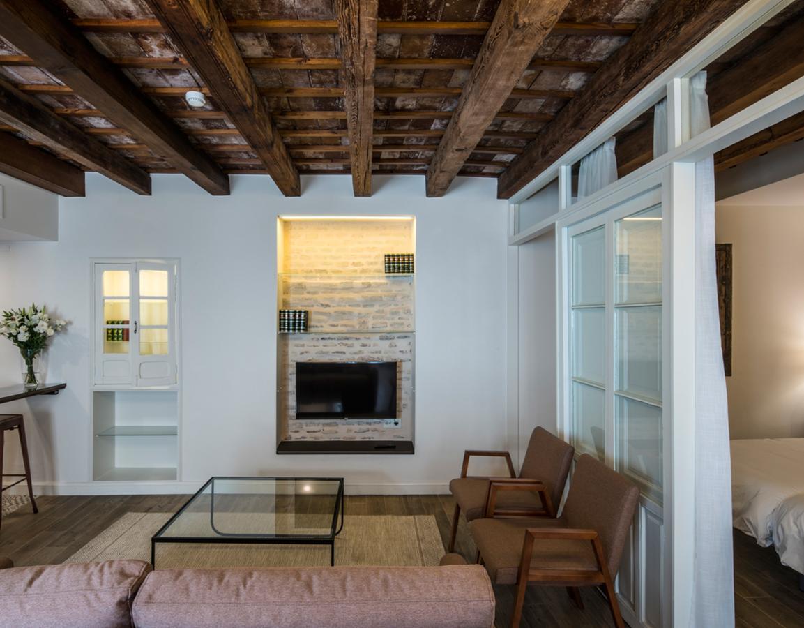 Santa Maria Apartments Sevilla Eksteriør billede